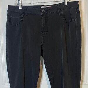 Cabi Curvy Slim Boot Jeans Womens Size 16 Black Smoke Wash Stretch Tall Comfy
